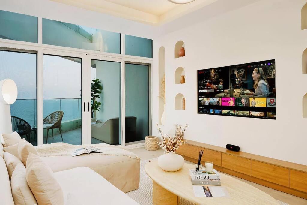Azizi Mina Residence, 180 Seaview In Palm Jumeirah *
