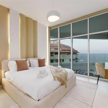 Dejaview Stays Luxury Apartment With Private Terrace, Burj & Sea View Dubai Exterior photo