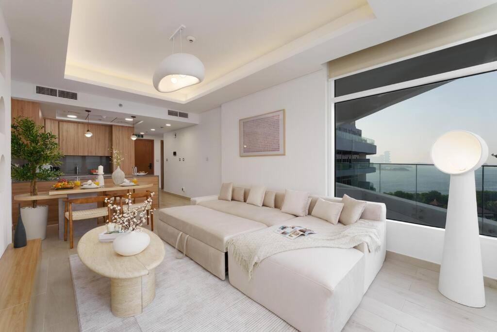 Azizi Mina Residence, 180 Seaview In Palm Jumeirah Apartment