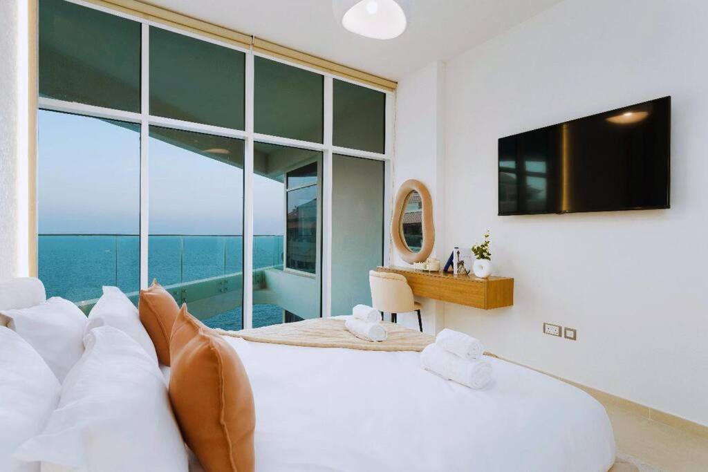 Apartment Azizi Mina Residence, 180 Seaview In Palm Jumeirah