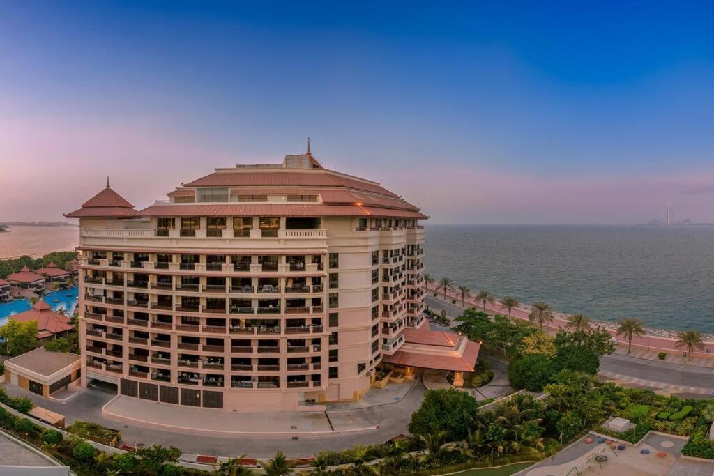 Azizi Mina Residence, 180 Seaview In Palm Jumeirah * Dubai
