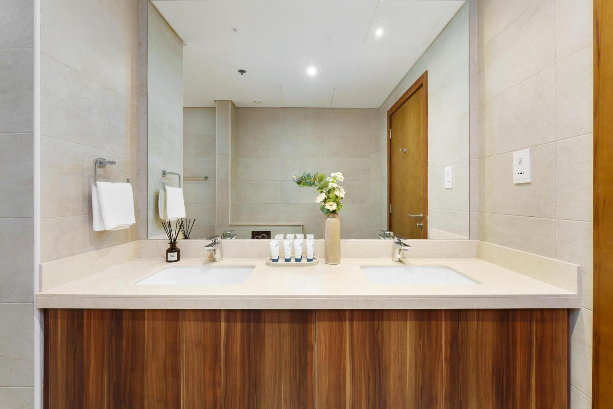 Apartment Dejaview Luxury With Private Terrace, Burj & Sea View Dubai