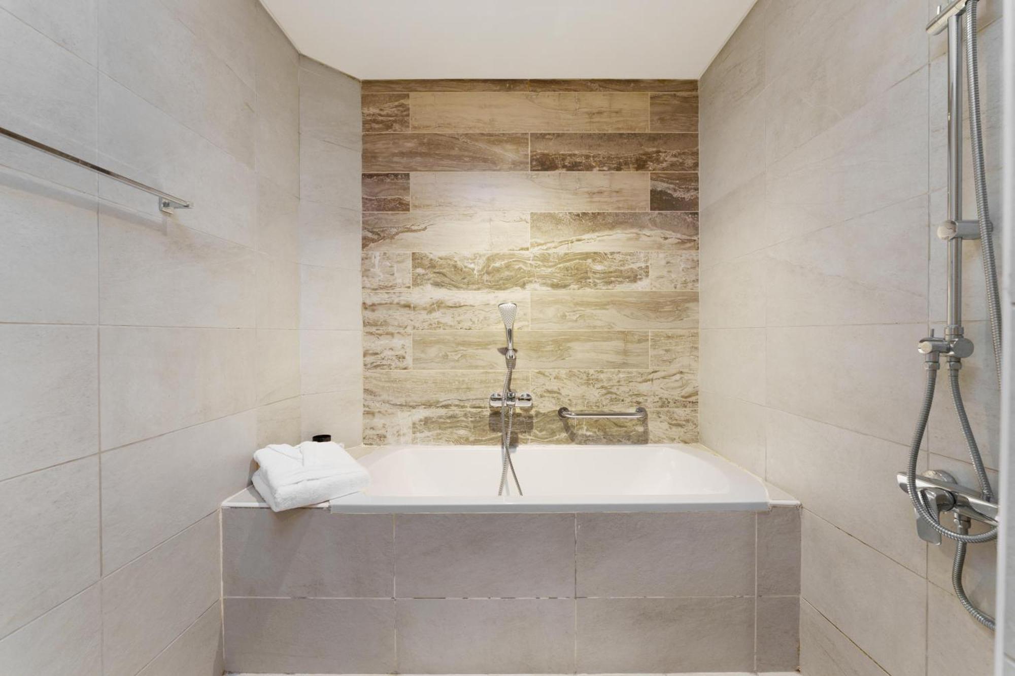 Appartamento Dejaview Luxury With Private Terrace, Burj & Sea View Dubai